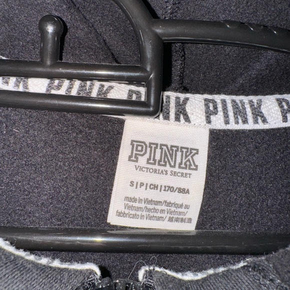 Zip up - Picture 2 of 2